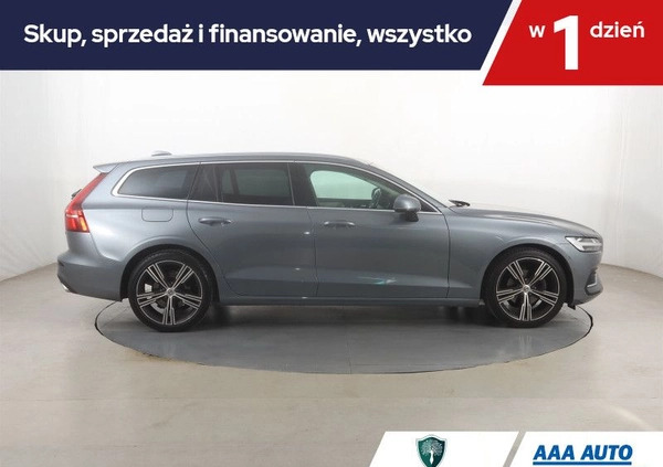 Volvo V60 cena 122000 przebieg: 72000, rok produkcji 2020 z Władysławowo małe 326